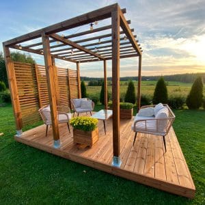 Pergola terassille