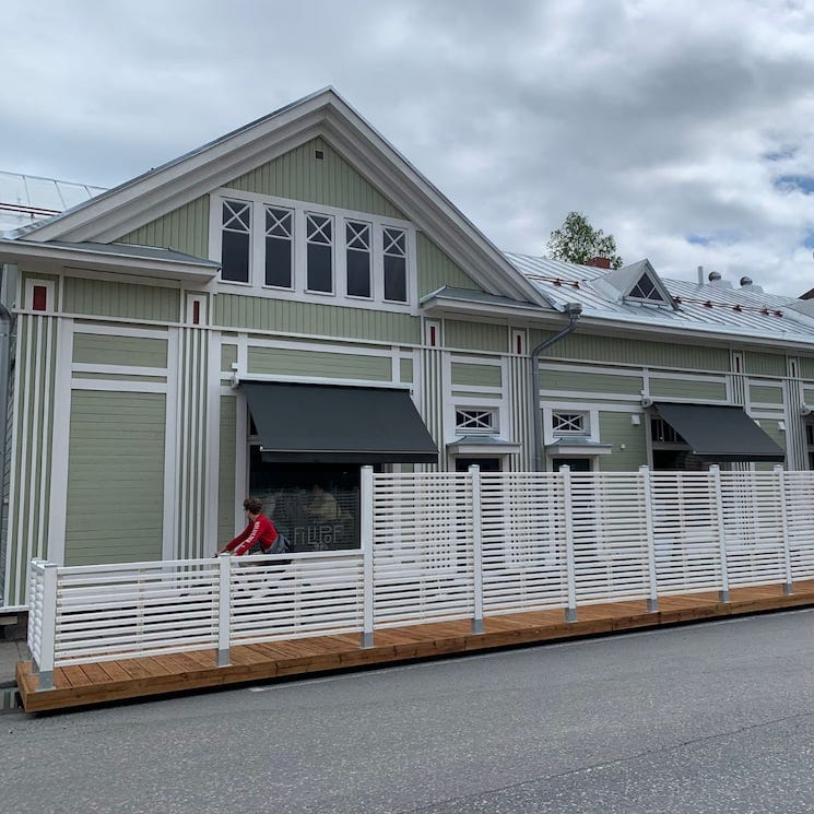 Parklet terassi ravintoloille